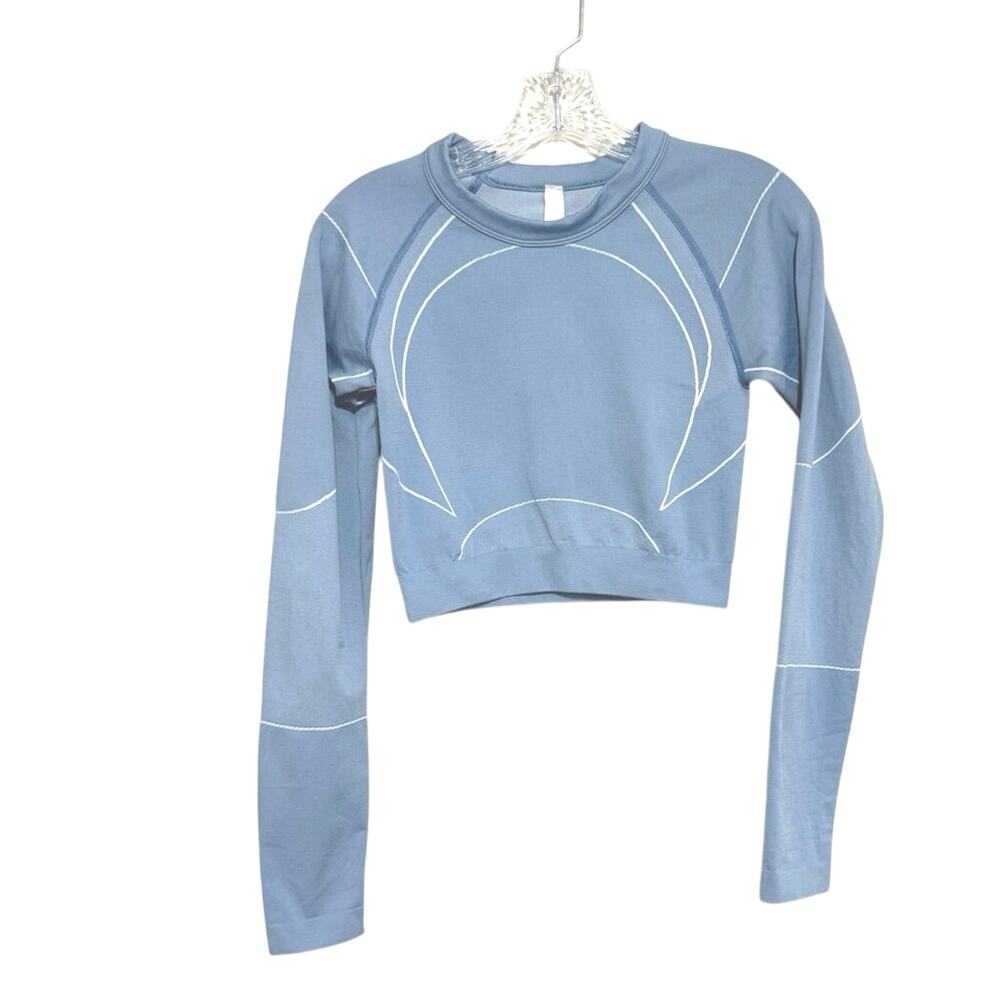 Women’s Cropped Athletic Top Long Sleeve Stretch Knit Size M Blue Kimberly C
